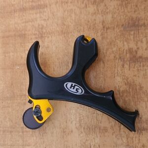 Black and Gold Archery Release Aid